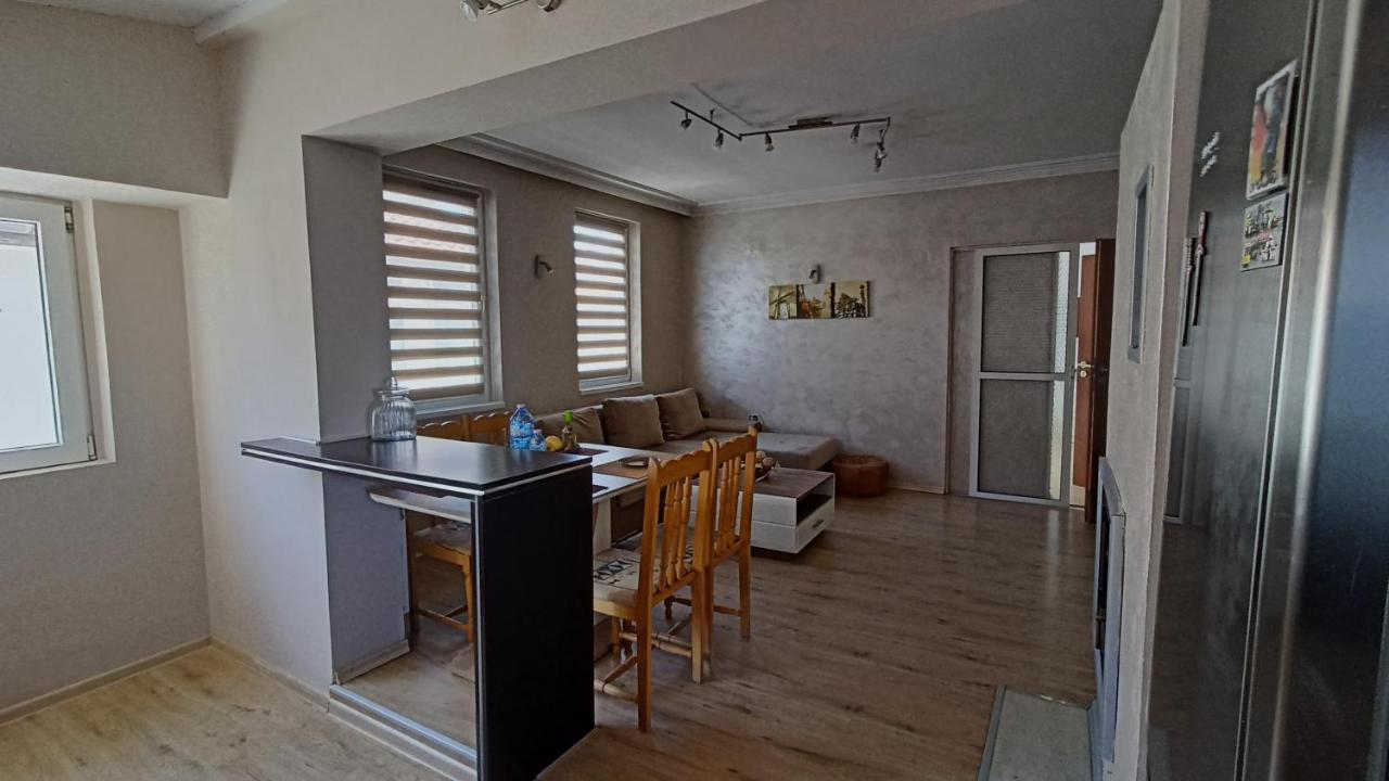Nikolovi Home Apartments 帕莫瑞 外观 照片