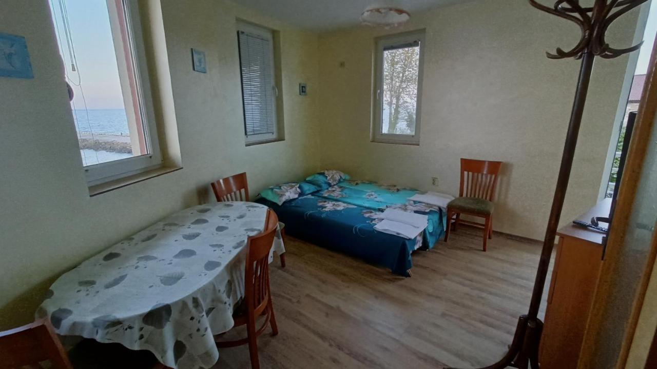 Nikolovi Home Apartments 帕莫瑞 外观 照片